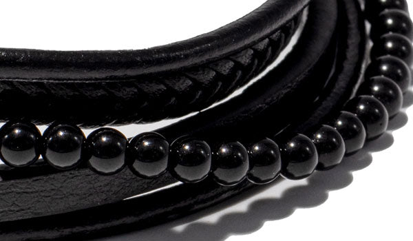 Buckled Jewelry Roll - Full Grain Leather - Black Onyx (Black)