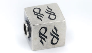Alt= 925 Sterling Silver Cube.