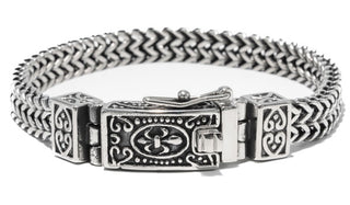 The Oskar Bracelet