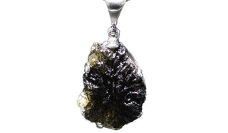 Sterling Silver Adjustable Ellipsoid-Shaped Moldavite Necklace close up