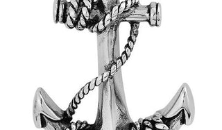 Roped Anchor Pendant Necklace feature img close up