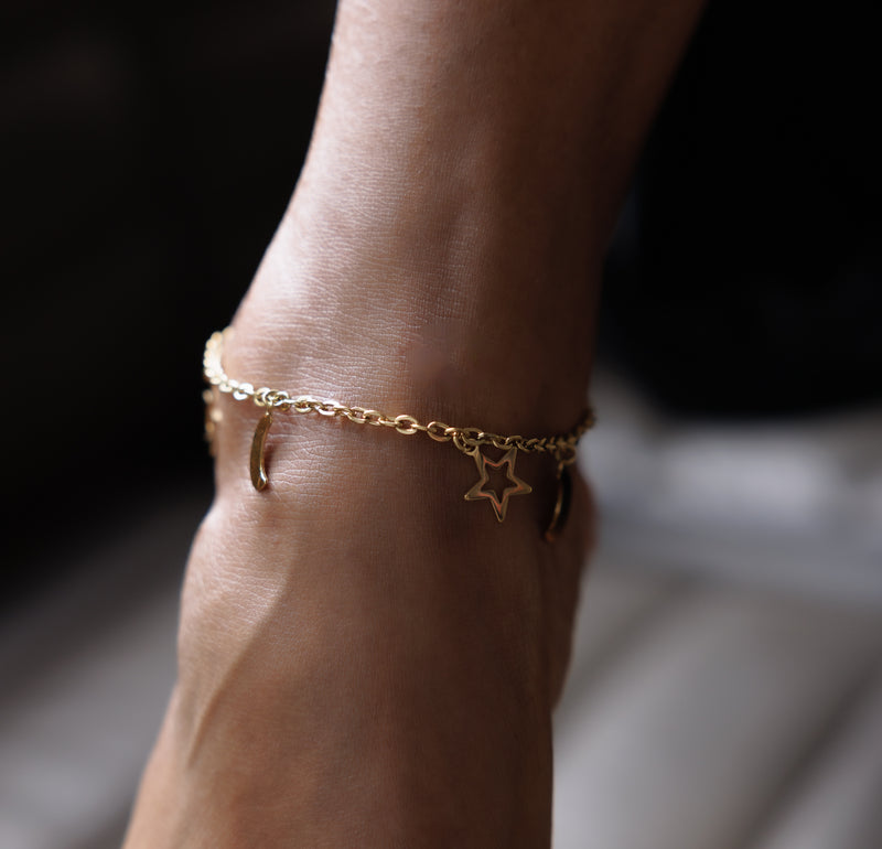 Gold Adjustable Moon & Stars Anklet