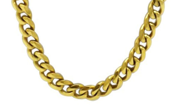 Gold curb chain feature img