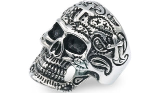 gothic skull ring feature img