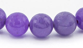 close up lavender jade bracelet img