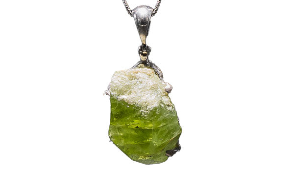 Sterling Silver Oval-Shaped Raw Adjustable Peridot Necklace close up