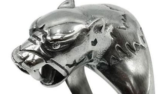 silver jaguar ring close up img